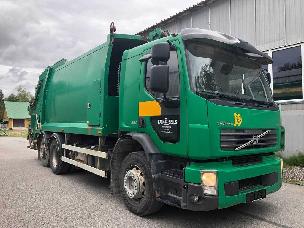 Volvo FE 280 6X2 - Szemetesautó: 5 kép. Volvo FE 280 6X2 - Szemetesautó: 5 kép.
