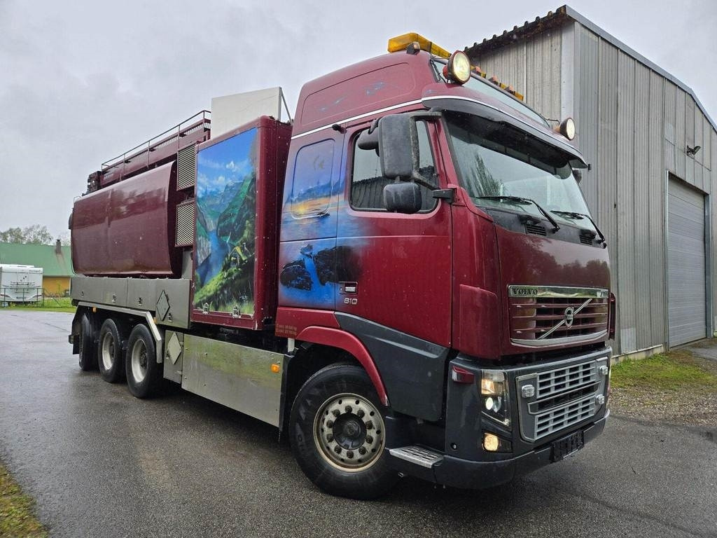 Volvo FH16 610 8X4 FICO ADR 9.9m³ + 11.8m³ - Szippantós autó: 5 kép. Volvo FH16 610 8X4 FICO ADR 9.9m³ + 11.8m³ - Szippantós autó: 5 kép.