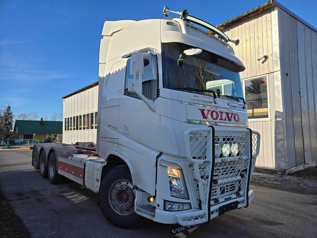 Volvo FH540 8X4 CHASSY - Alvaz teherautó: 5 kép. Volvo FH540 8X4 CHASSY - Alvaz teherautó: 5 kép.