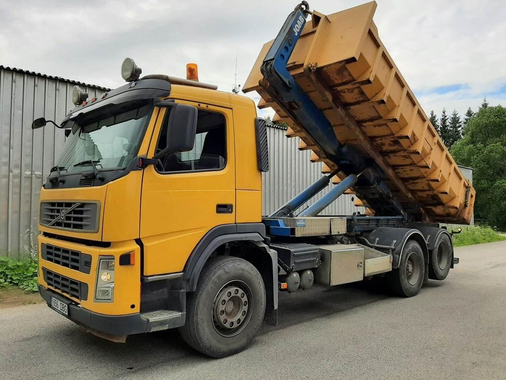 Volvo FM12 460 6X2 JOAB 338kW  - Horgos rakodó teherautó: 1 kép. Volvo FM12 460 6X2 JOAB 338kW  - Horgos rakodó teherautó: 1 kép.