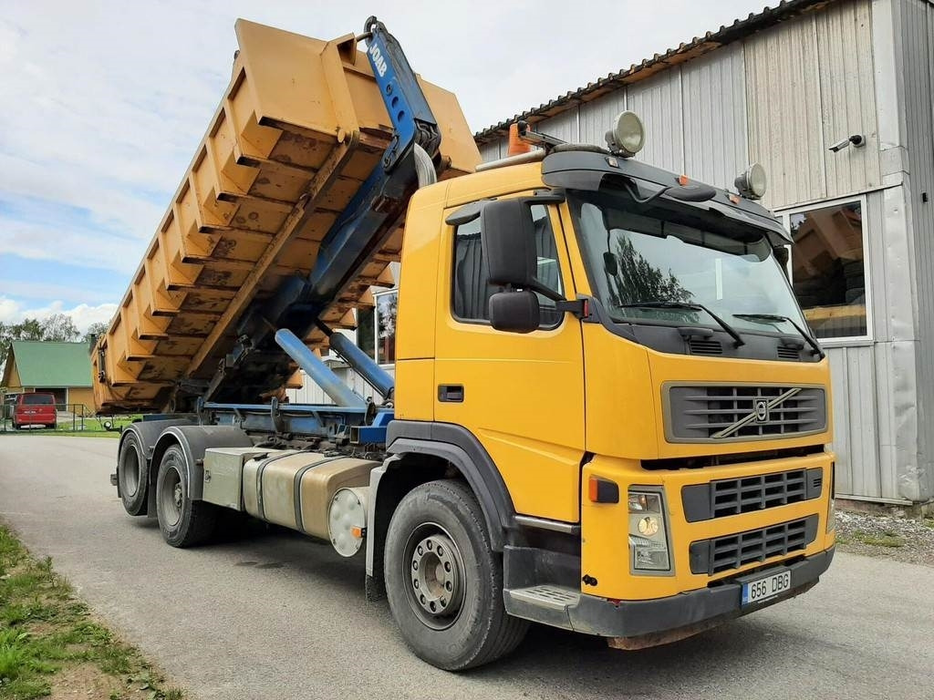 Volvo FM12 460 6X2 JOAB 338kW  - Horgos rakodó teherautó: 4 kép. Volvo FM12 460 6X2 JOAB 338kW  - Horgos rakodó teherautó: 4 kép.