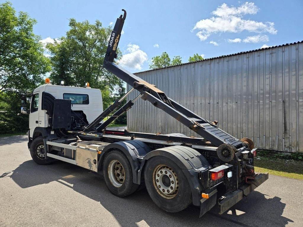 Volvo FMX450 6X2 JOAB - Horgos rakodó teherautó: 2 kép. Volvo FMX450 6X2 JOAB - Horgos rakodó teherautó: 2 kép.