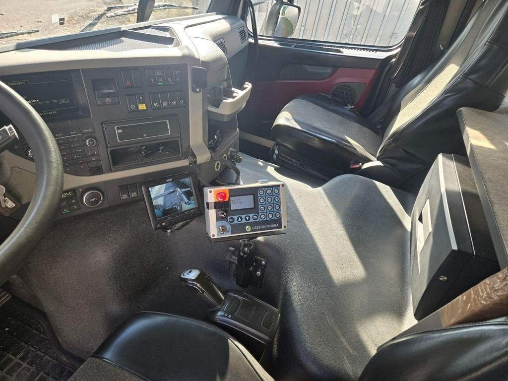 Volvo M410 6X2 2-CHAMBERS EURO6F lízing Volvo M410 6X2 2-CHAMBERS EURO6F: 8 kép. Volvo M410 6X2 2-CHAMBERS EURO6F lízing Volvo M410 6X2 2-CHAMBERS EURO6F: 8 kép.