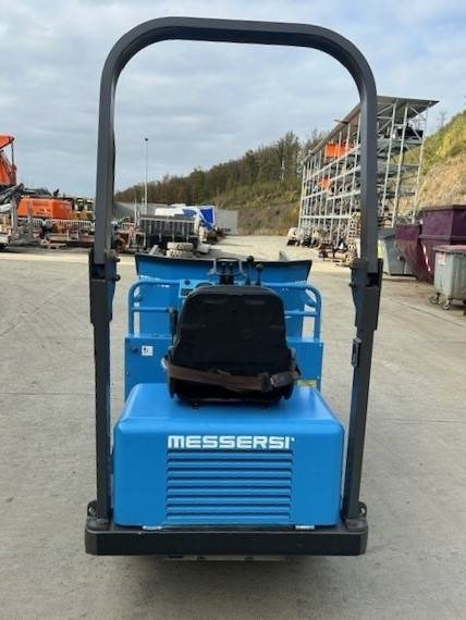 Messersi TCH 1500 BT - Lánctalpas dömper: 5 kép. Messersi TCH 1500 BT - Lánctalpas dömper: 5 kép.