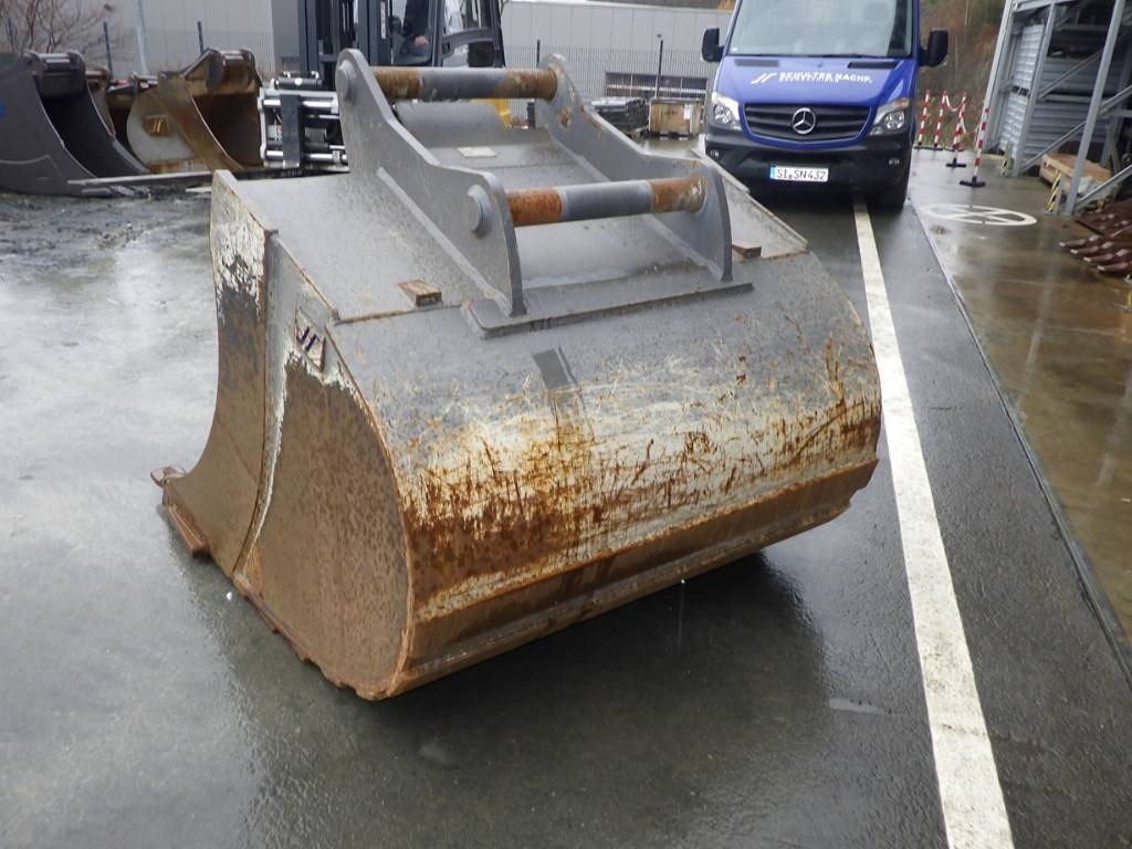 OilQuick Tieflöffel OQ80 1600 mm - Kotró kanál: 4 kép. OilQuick Tieflöffel OQ80 1600 mm - Kotró kanál: 4 kép.