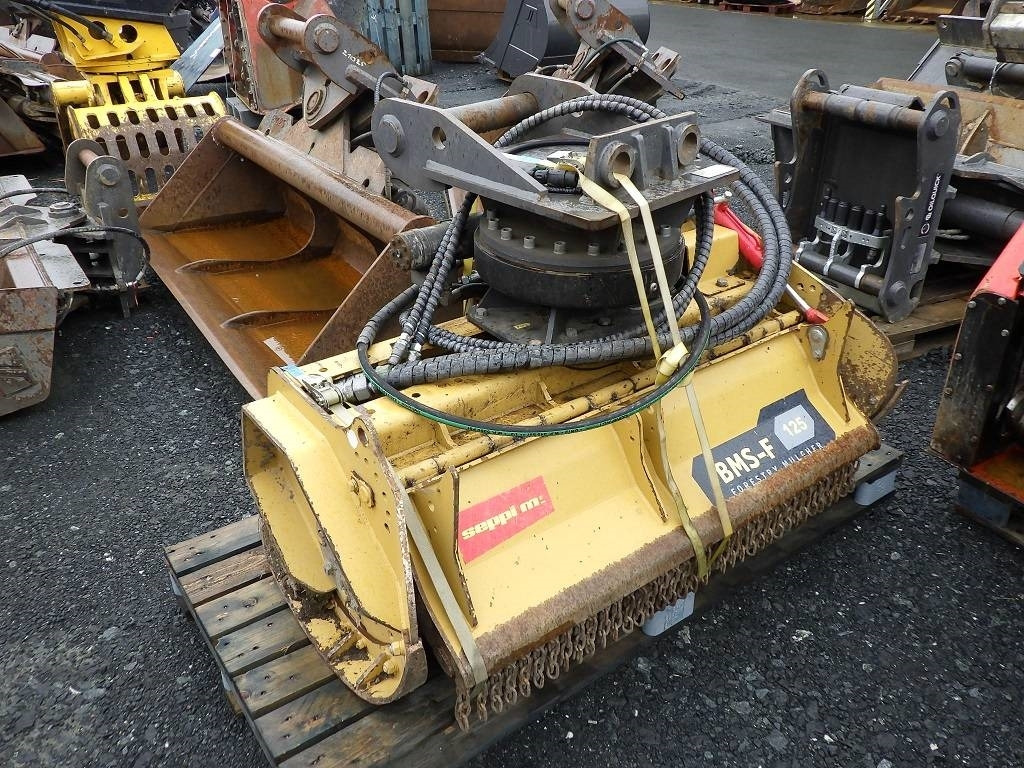 Seppi BMS-F125 - Szárzúzó/ Mulcsozó: 2 kép. Seppi BMS-F125 - Szárzúzó/ Mulcsozó: 2 kép.