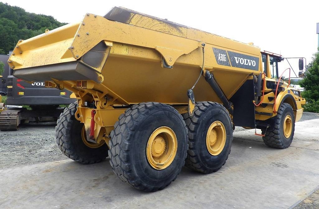 Volvo A 30 G - Csuklós dömper: 4 kép. Volvo A 30 G - Csuklós dömper: 4 kép.