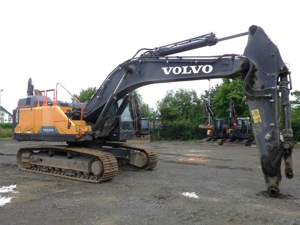 Volvo EC 380 E - Lánctalpas kotró: 3 kép. Volvo EC 380 E - Lánctalpas kotró: 3 kép.