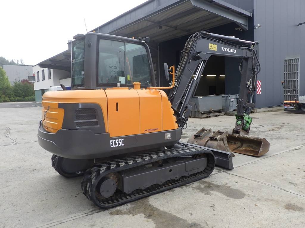 Volvo EC 55 C - Minikotró: 5 kép. Volvo EC 55 C - Minikotró: 5 kép.