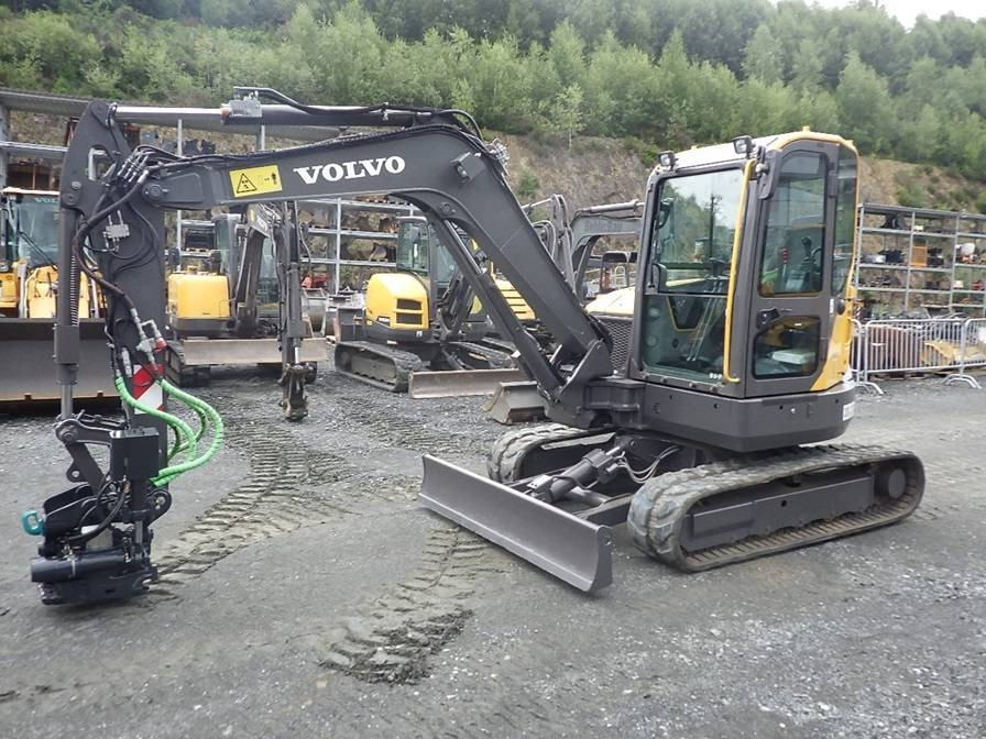 Volvo ECR 58 D mit Tiltrotator Steelwrist - Minikotró: 1 kép. Volvo ECR 58 D mit Tiltrotator Steelwrist - Minikotró: 1 kép.