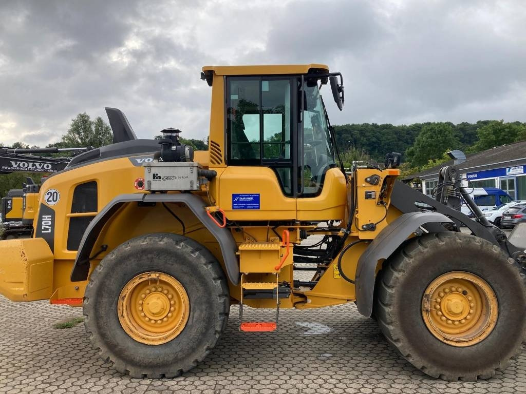 Volvo L 70 H - Gumikerekes homlokrakodó: 5 kép. Volvo L 70 H - Gumikerekes homlokrakodó: 5 kép.