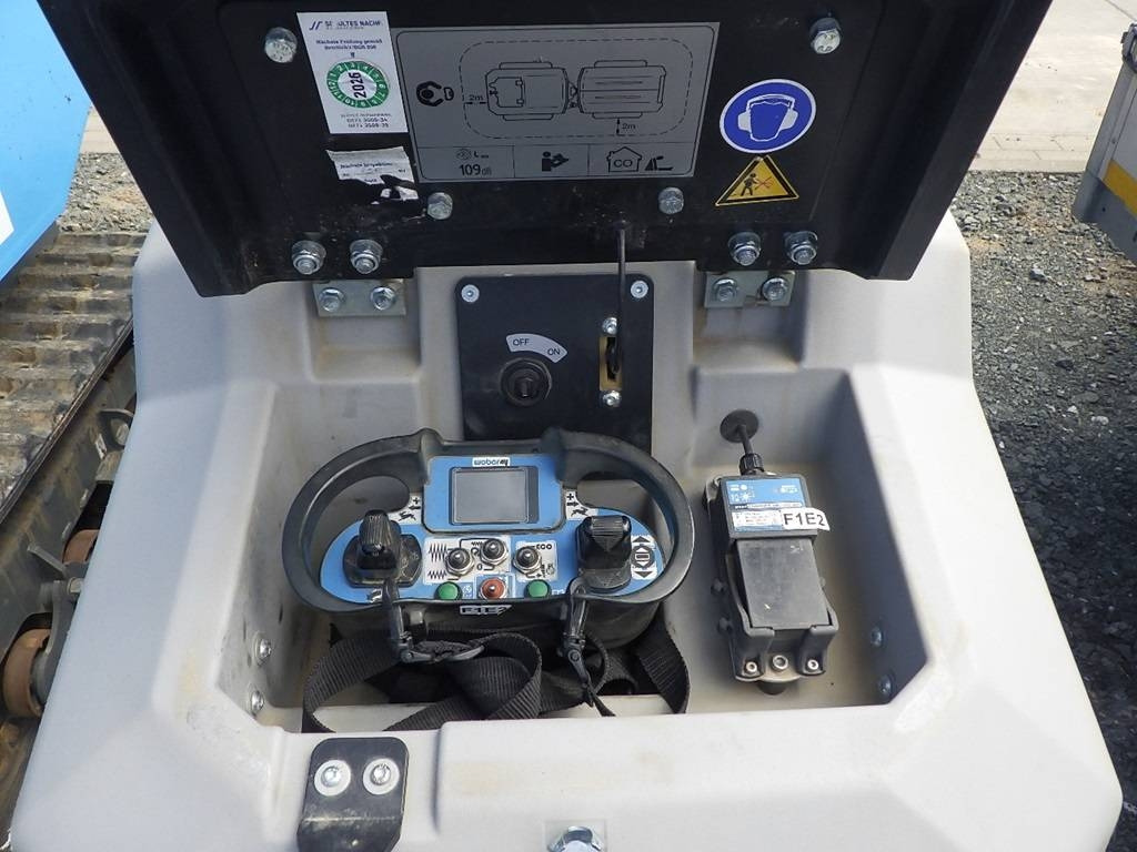Weber MC 85 - Henger: 5 kép. Weber MC 85 - Henger: 5 kép.