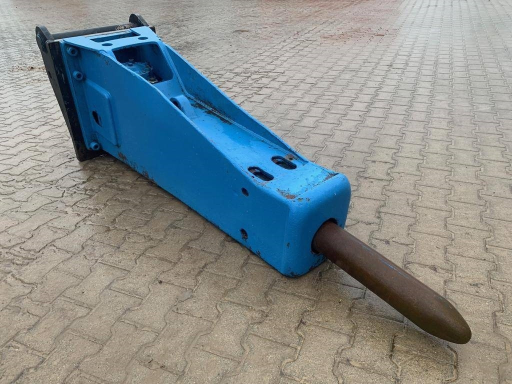 Krupp HM720-1CS with Lehnoff MS21 adaptor - Hidraulikus törőfej - Építőipari gépek: 2 kép. Krupp HM720-1CS with Lehnoff MS21 adaptor - Hidraulikus törőfej - Építőipari gépek: 2 kép.