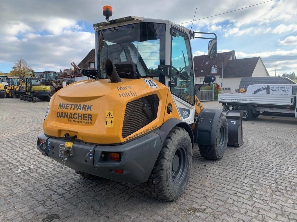 Liebherr L506 Compact - Gumikerekes homlokrakodó: 5 kép. Liebherr L506 Compact - Gumikerekes homlokrakodó: 5 kép.