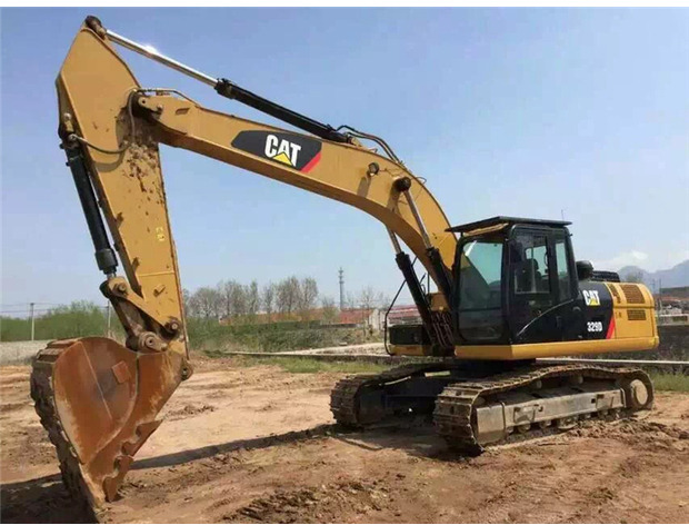 2019 Caterpillar 329D - Lánctalpas kotró: 2 kép. 2019 Caterpillar 329D - Lánctalpas kotró: 2 kép.