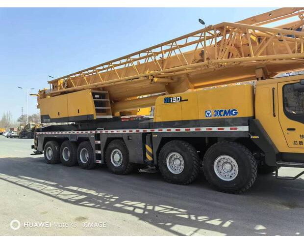 2019 XCMG QY130 - Terepjáró autódaru: 4 kép. 2019 XCMG QY130 - Terepjáró autódaru: 4 kép.