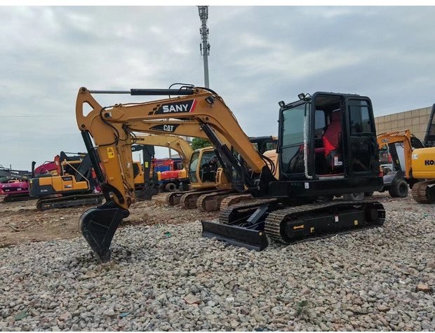 2021 Sany SY60C - Minikotró: 2 kép. 2021 Sany SY60C - Minikotró: 2 kép.