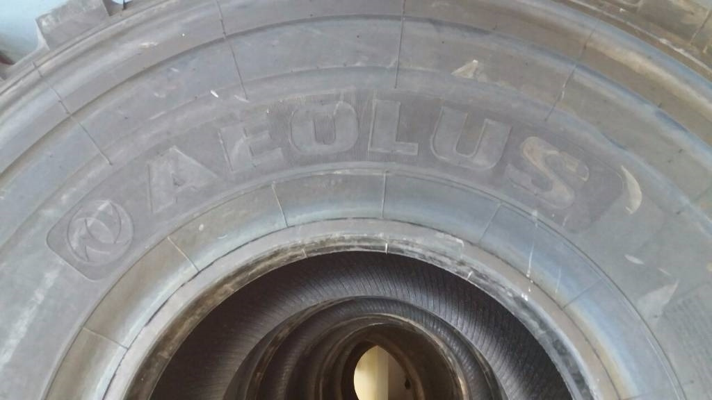 Aeolus 26,5R25 L3 - Gumiabroncs - Építőipari gépek: 4 kép. Aeolus 26,5R25 L3 - Gumiabroncs - Építőipari gépek: 4 kép.