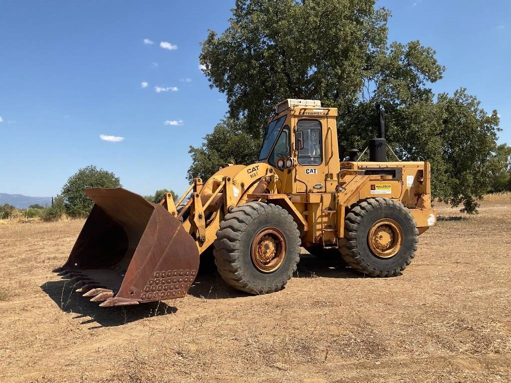 CAT 966C - Gumikerekes homlokrakodó: 5 kép. CAT 966C - Gumikerekes homlokrakodó: 5 kép.