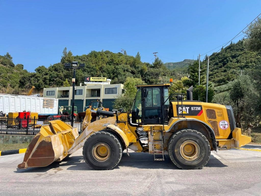 CAT 972M II - Gumikerekes homlokrakodó: 1 kép. CAT 972M II - Gumikerekes homlokrakodó: 1 kép.