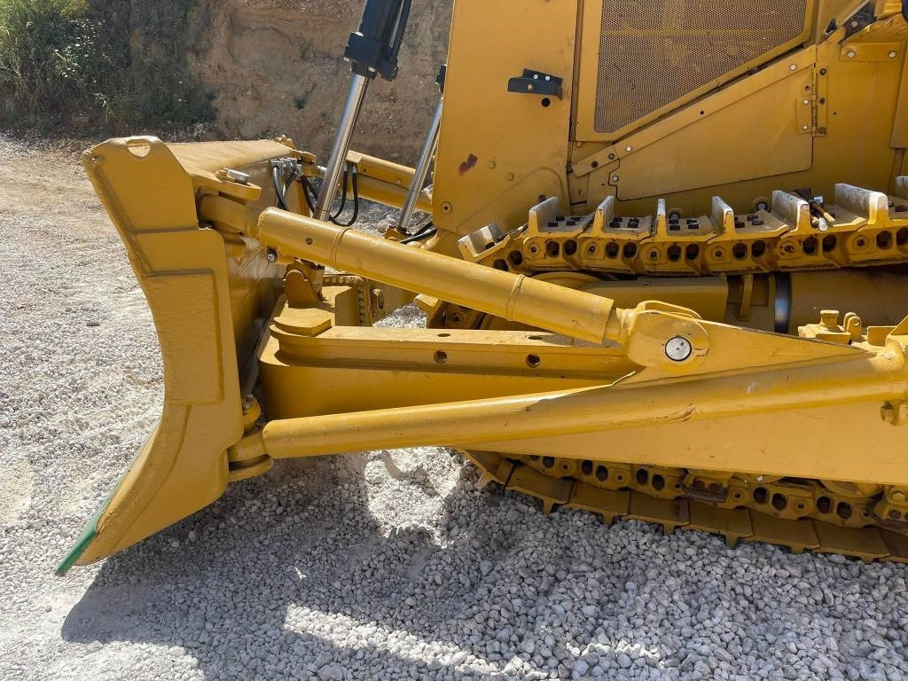 CAT D9N - Buldózer: 5 kép. CAT D9N - Buldózer: 5 kép.