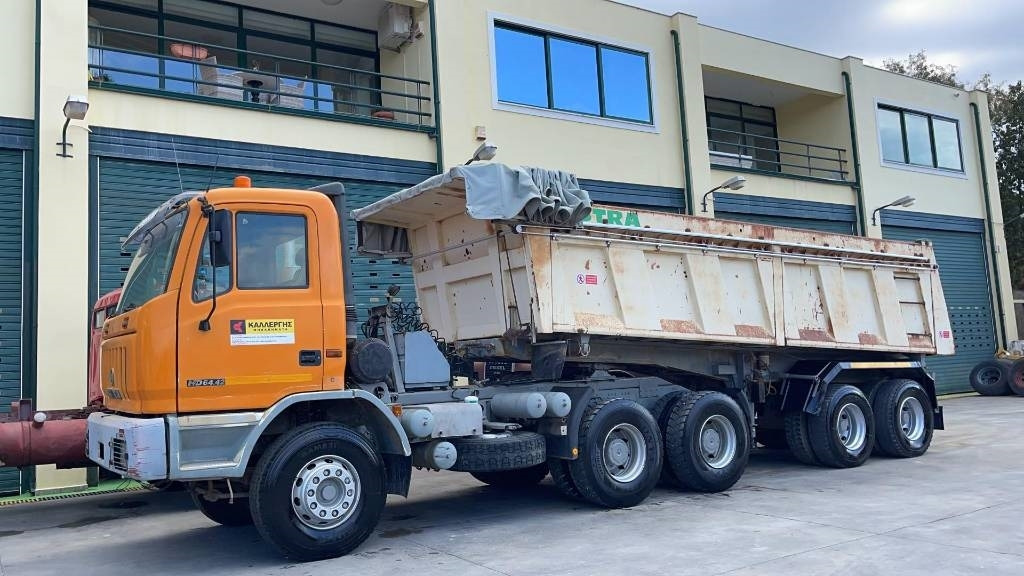 Astra HD7 64.42/7 6x4 - Nyergesvontató: 5 kép. Astra HD7 64.42/7 6x4 - Nyergesvontató: 5 kép.