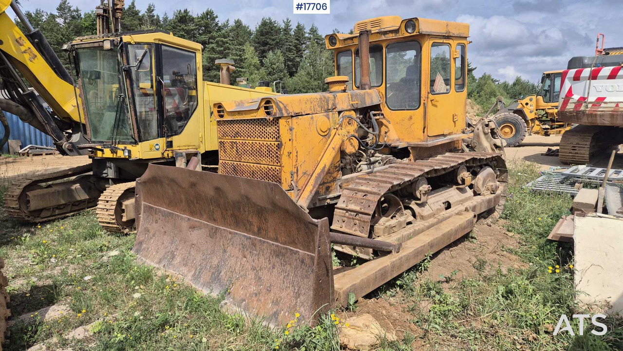 1992 Staliniec t-130 - Buldózer: 2 kép. 1992 Staliniec t-130 - Buldózer: 2 kép.