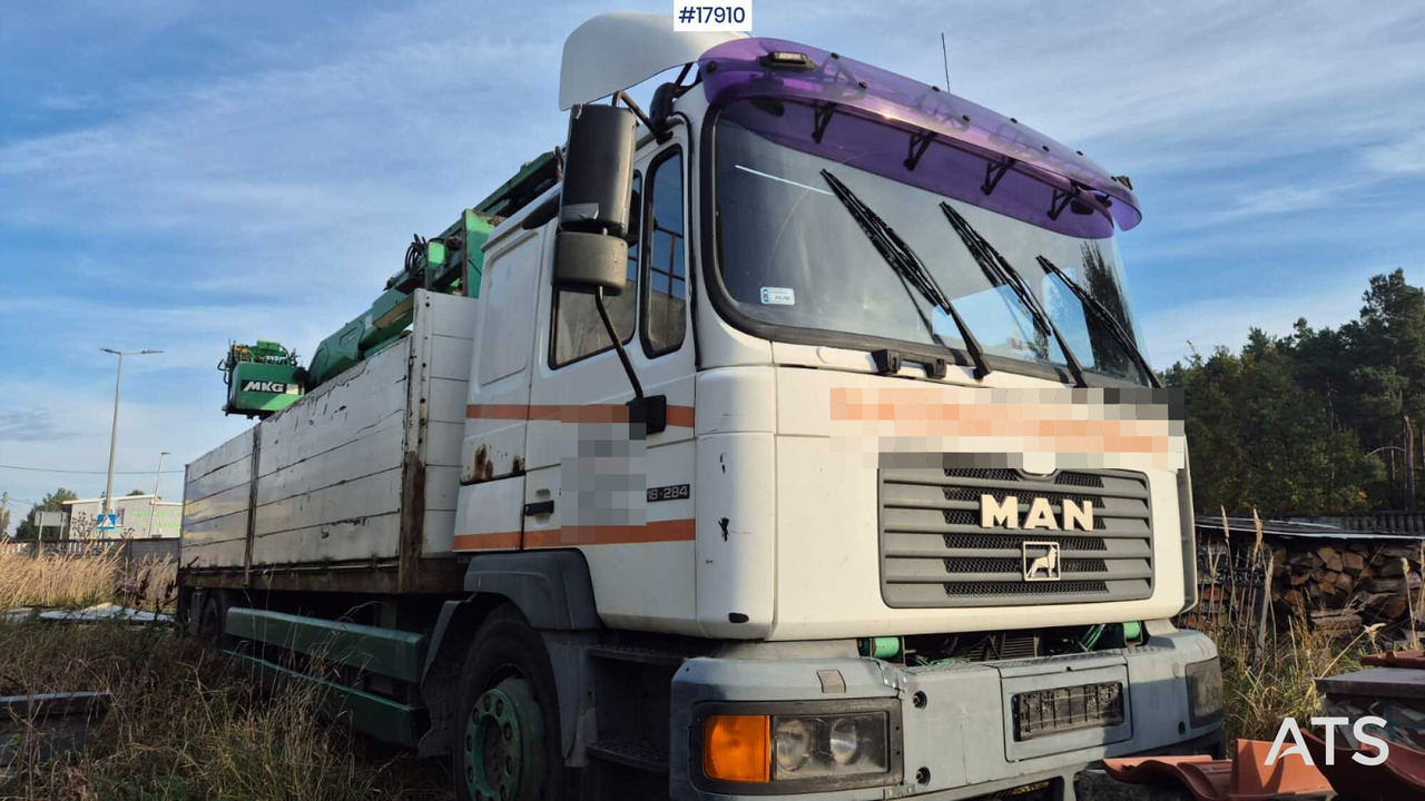 2000 MAN 18.284 - Platós teherautó, Darus autó: 3 kép. 2000 MAN 18.284 - Platós teherautó, Darus autó: 3 kép.