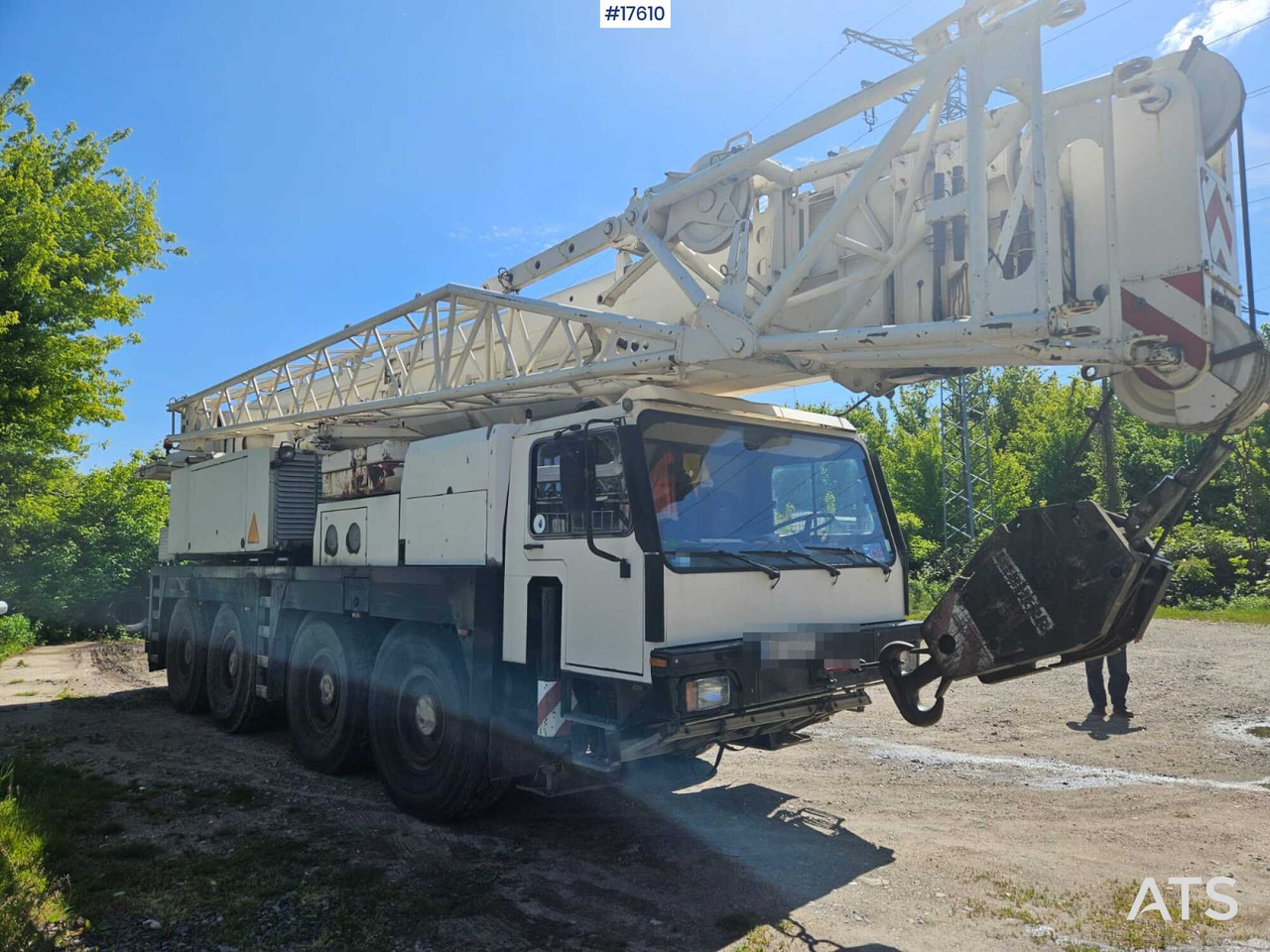 2001 Liebherr LTM 1080/2 - Darus autó: 2 kép. 2001 Liebherr LTM 1080/2 - Darus autó: 2 kép.