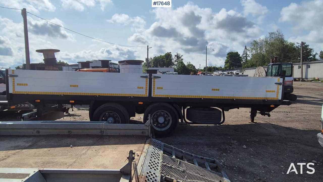 2002 Bunge FG-TG 180 - Platós pótkocsi: 2 kép. 2002 Bunge FG-TG 180 - Platós pótkocsi: 2 kép.