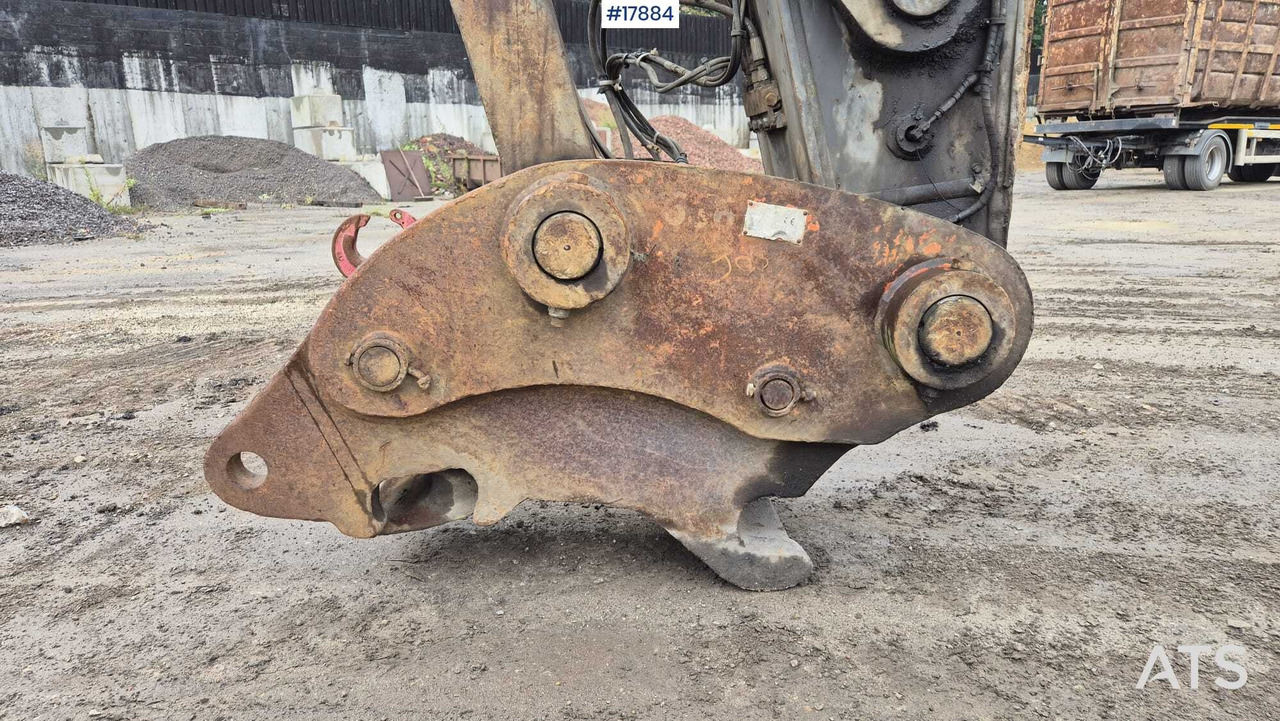 Lánctalpas kotró 2006 Volvo EC460BLC: 17 kép.
