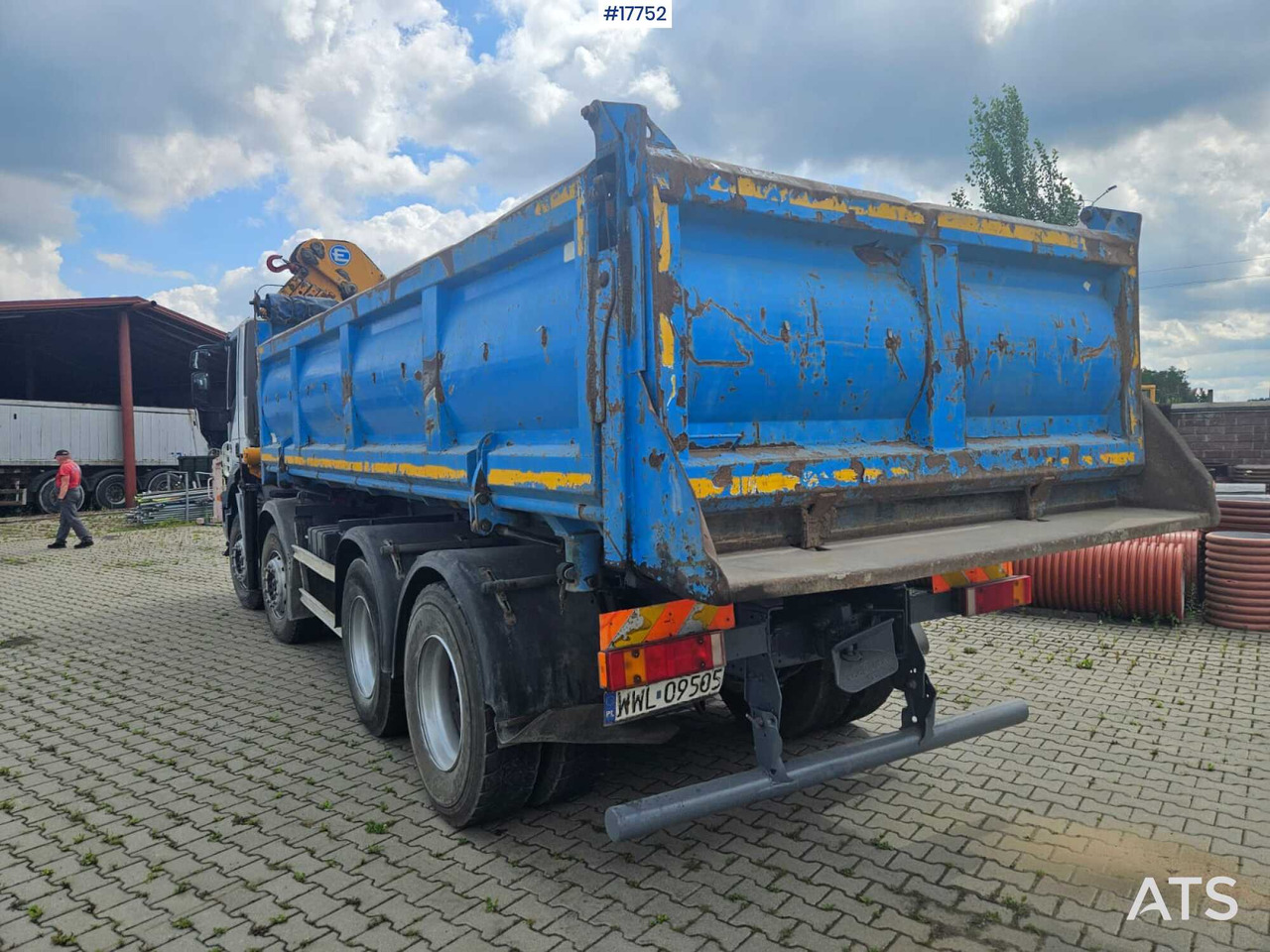 Darus autó, Billenőplatós teherautó 2007 Iveco   Trakker +EFFER 210 3s: 8 kép.
