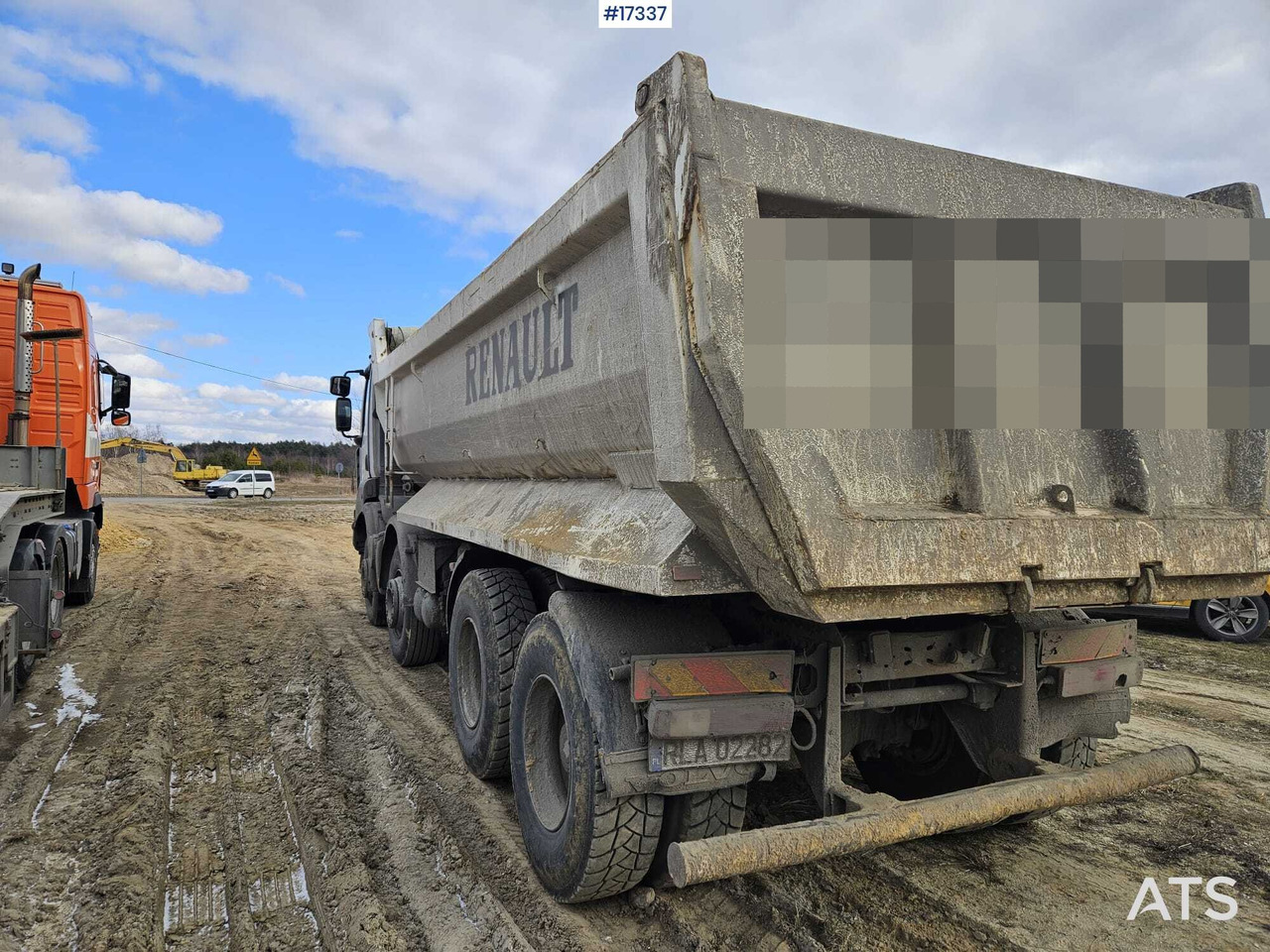 Billenőplatós teherautó 2007 Renault  Kerax 8x4: 18 kép.