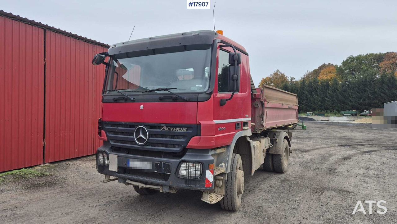 2008 Mercedes-Benz Actros 1844 - Billenőplatós teherautó: 1 kép. 2008 Mercedes-Benz Actros 1844 - Billenőplatós teherautó: 1 kép.