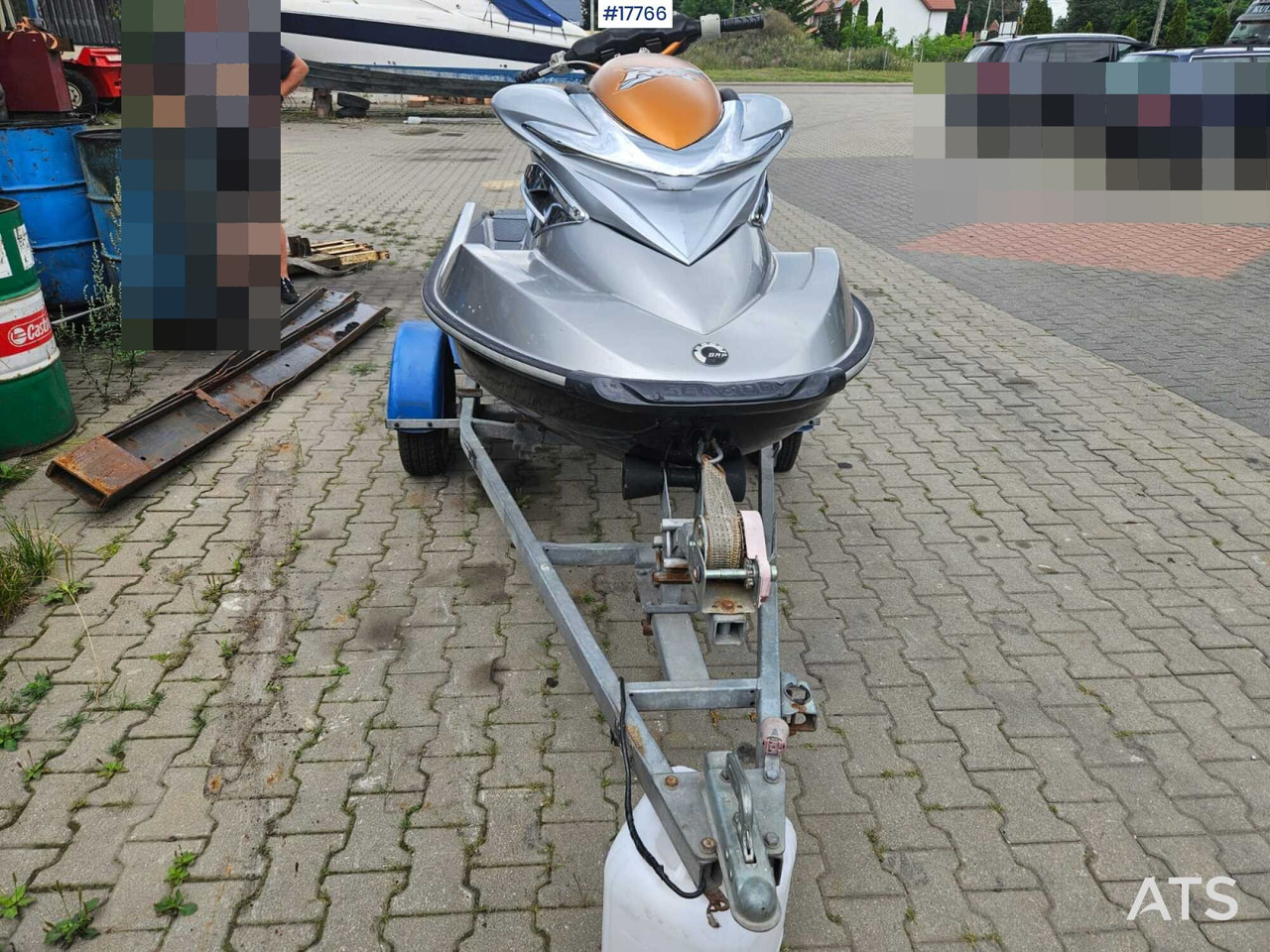 2008 SeaDoo RXP 255 - Szerszám/ Felszerelés: 4 kép. 2008 SeaDoo RXP 255 - Szerszám/ Felszerelés: 4 kép.