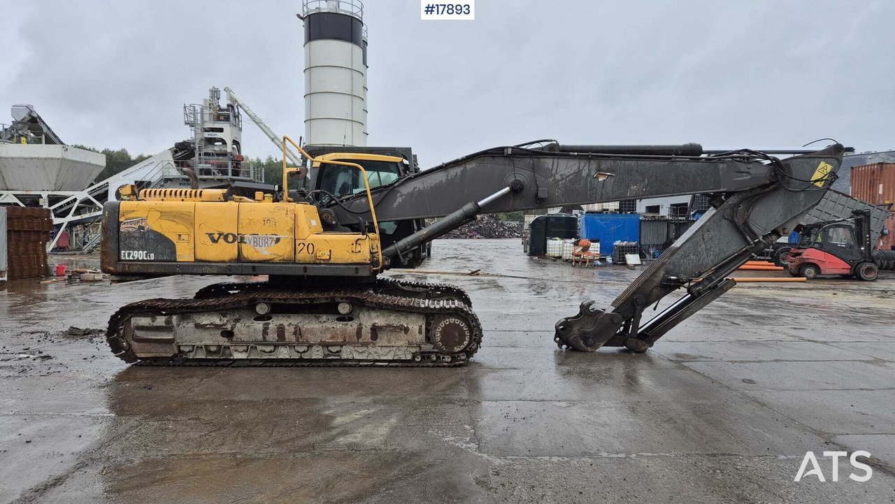 2010 Volvo EC 290 CLD - Lánctalpas kotró: 3 kép. 2010 Volvo EC 290 CLD - Lánctalpas kotró: 3 kép.