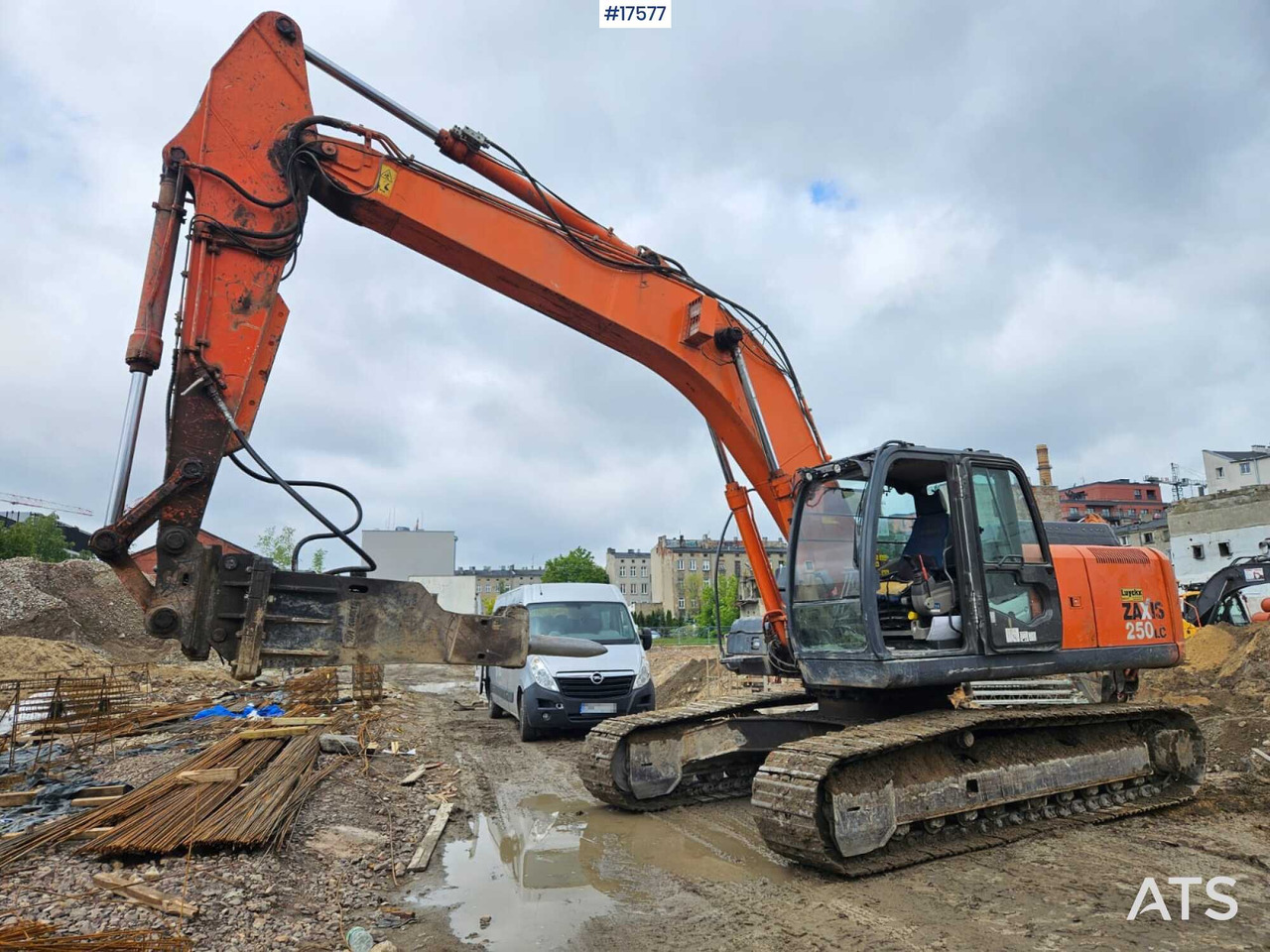 2011 Hitachi Zaxis 250 LC - Lánctalpas kotró: 2 kép. 2011 Hitachi Zaxis 250 LC - Lánctalpas kotró: 2 kép.
