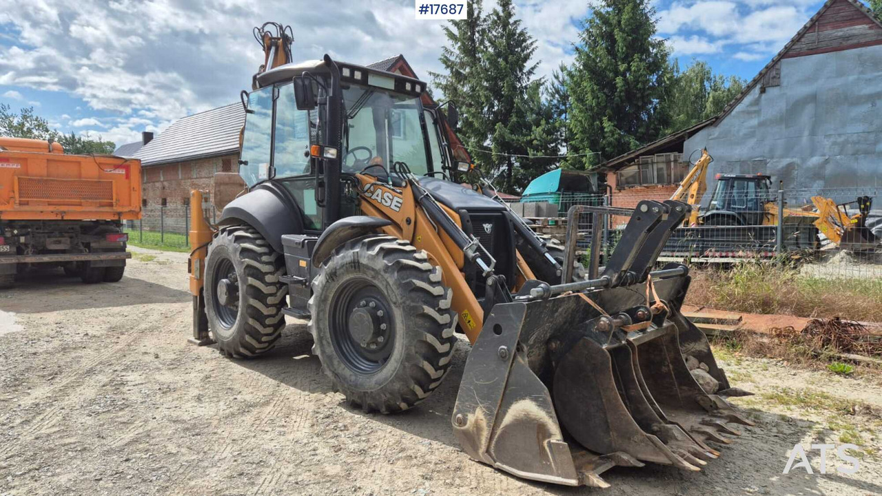 Backhoe Loader CASE 695ST (2021) - only 845MTH! - Kotrórakodó: 4 kép. Backhoe Loader CASE 695ST (2021) - only 845MTH! - Kotrórakodó: 4 kép.