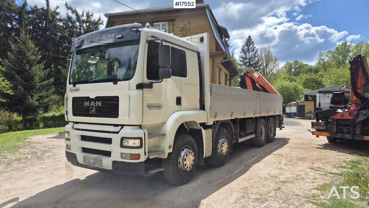 Box truck MAN 35.430 (2005) with HDS PALFINGER PK23002 (2005) - Dobozos felépítményű teherautó: 3 kép. Box truck MAN 35.430 (2005) with HDS PALFINGER PK23002 (2005) - Dobozos felépítményű teherautó: 3 kép.