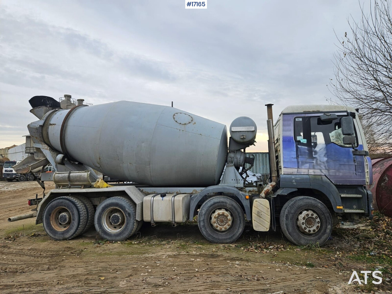 Concrete mixer on MAN TGA chassis (2008) - Betonmixer: 3 kép. Concrete mixer on MAN TGA chassis (2008) - Betonmixer: 3 kép.