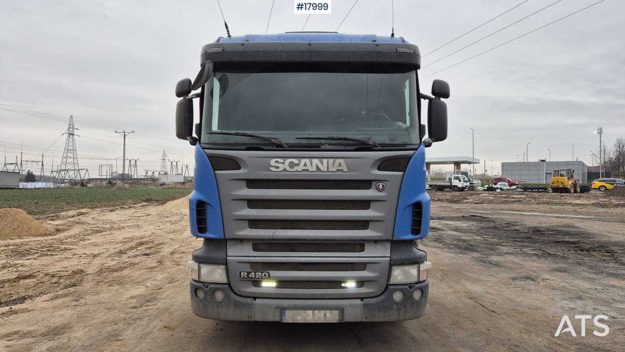 Truck tractor SCANIA R420 (2008) - Egyéb gépek: 2 kép. Truck tractor SCANIA R420 (2008) - Egyéb gépek: 2 kép.