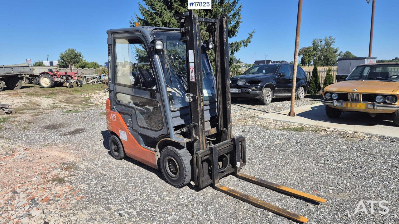 Forklift TOYOTA 02-8FGF15 (2007) - Gázüzemű targonca: 1 kép. Forklift TOYOTA 02-8FGF15 (2007) - Gázüzemű targonca: 1 kép.