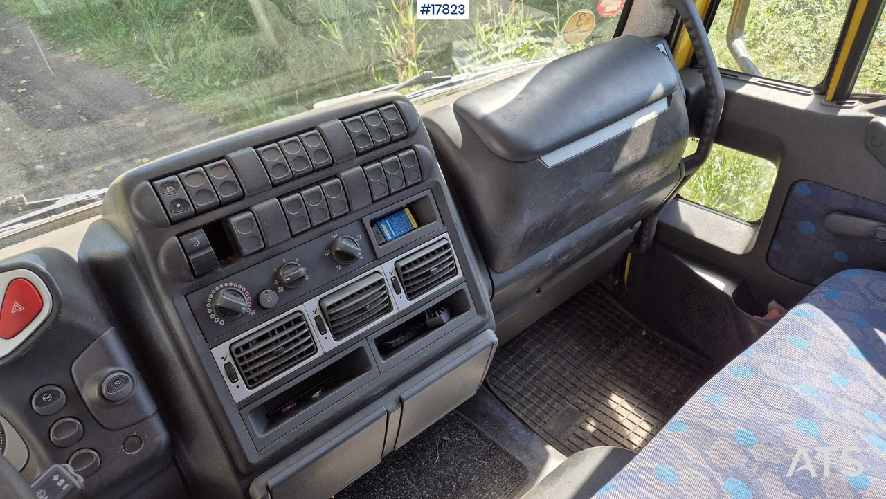 Billenőplatós teherautó IVECO 75E15 EURO CARGO tipper (2003): 19 kép.