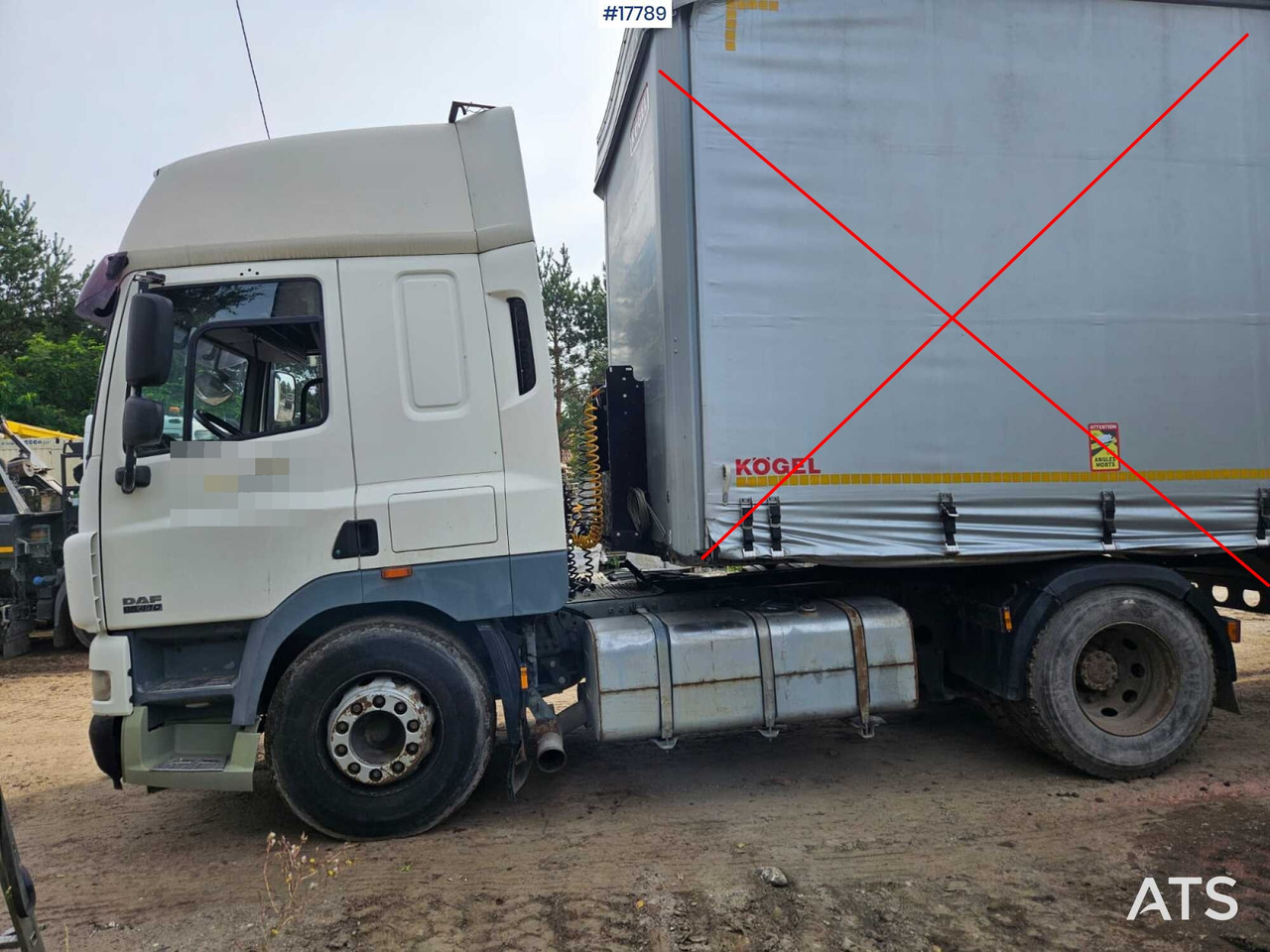 2007 DAF CF 85.410 - Nyergesvontató: 3 kép. 2007 DAF CF 85.410 - Nyergesvontató: 3 kép.