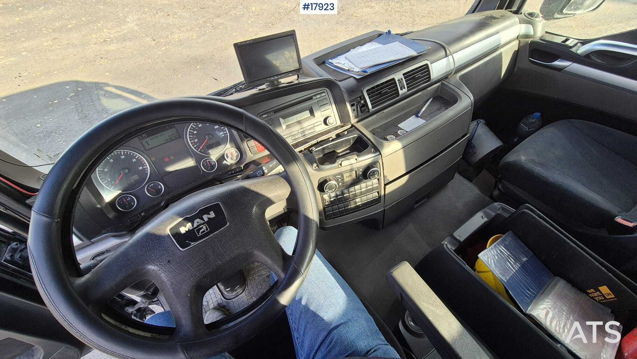 Nyergesvontató 2010 MAN TGS 18.320: 18 kép.