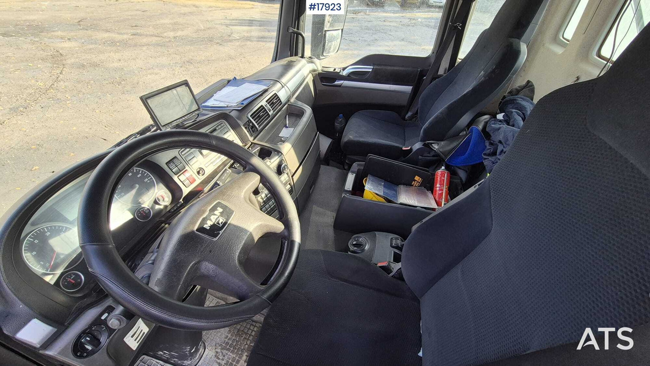 Nyergesvontató 2010 MAN TGS 18.320: 16 kép.