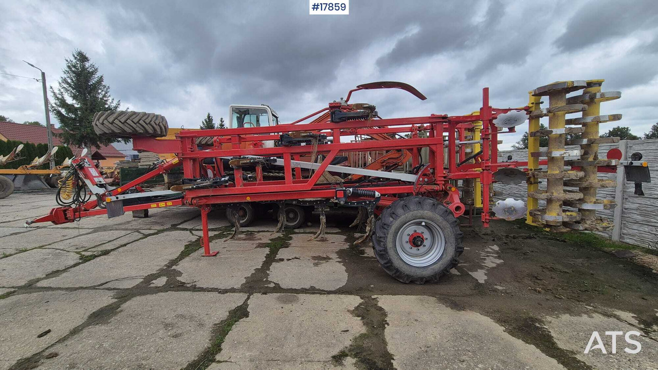 POTTINGER TERRIA 4040 cultivator (2020) - Kultivátor: 2 kép. POTTINGER TERRIA 4040 cultivator (2020) - Kultivátor: 2 kép.