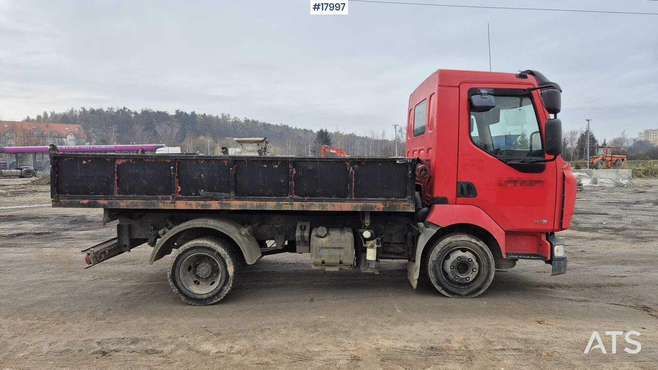 RENAULT MIDLUM 220 tipper (2007) - Billenőplatós teherautó: 5 kép. RENAULT MIDLUM 220 tipper (2007) - Billenőplatós teherautó: 5 kép.