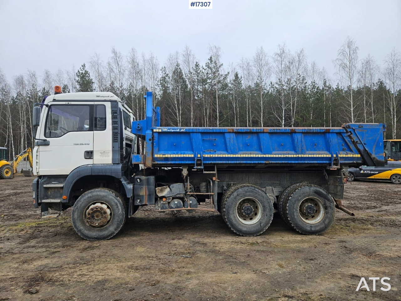 Three-axle tipper MAN TGA 26.410 FDK 6X4 (2004) - Billenőplatós teherautó: 5 kép. Three-axle tipper MAN TGA 26.410 FDK 6X4 (2004) - Billenőplatós teherautó: 5 kép.
