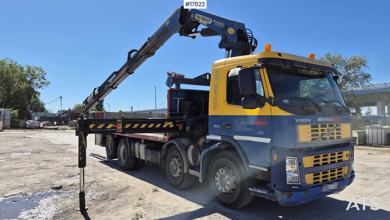 Truck VOLVO FM12 HDS - PALFINGER PK 42502 - Platós teherautó, Darus autó: 2 kép. Truck VOLVO FM12 HDS - PALFINGER PK 42502 - Platós teherautó, Darus autó: 2 kép.